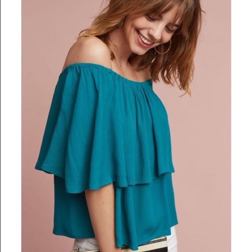 👚 Holding Horses Maya off the shoulder top